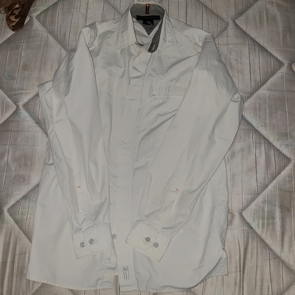 Tommy Hilfiger |button down shirt
